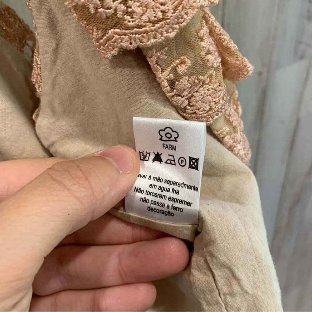 FARM Rio Beige Lace Ruffle Top - Picture 6 of 9